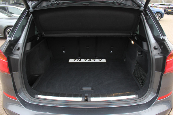 BMW X1 sDrive18i Executive Ed. M Sport / Trekhaak / Camera / Head-up / Alcantara / Navigatie / Sportstoelen / Getint glas / Cruise Control