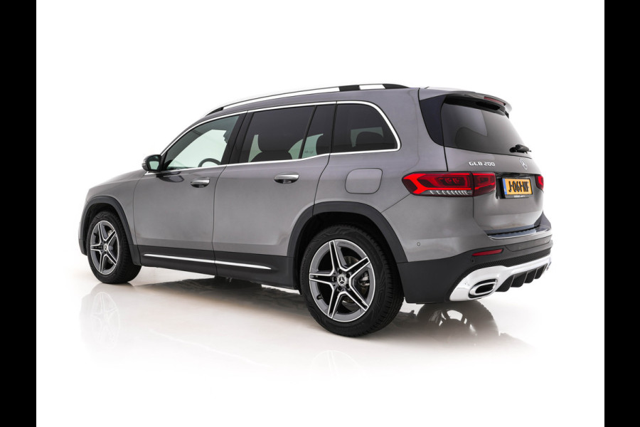 Mercedes-Benz Glb 200 Premium (INCL.BTW) Aut. *LEATHER-MICROFIBRE | FULL-LED | BLIND-SPOT | AMBIENT-LIGHT | WIDE-SCREEN-DIGICOCKPIT | HEATED-SPORTSEATS | CAMERA | KEYLESS | NAVI-FULLMAP | DAB+ | PRIVACY-GLASS | PDC | CRUI
