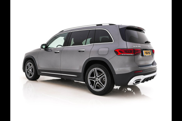 Mercedes-Benz Glb 200 Premium (INCL.BTW) Aut. *LEATHER-MICROFIBRE | FULL-LED | BLIND-SPOT | AMBIENT-LIGHT | WIDE-SCREEN-DIGICOCKPIT | HEATED-SPORTSEATS | CAMERA | KEYLESS | NAVI-FULLMAP | DAB+ | PRIVACY-GLASS | PDC | CRUI