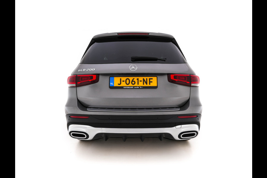 Mercedes-Benz Glb 200 Premium (INCL.BTW) Aut. *LEATHER-MICROFIBRE | FULL-LED | BLIND-SPOT | AMBIENT-LIGHT | WIDE-SCREEN-DIGICOCKPIT | HEATED-SPORTSEATS | CAMERA | KEYLESS | NAVI-FULLMAP | DAB+ | PRIVACY-GLASS | PDC | CRUI