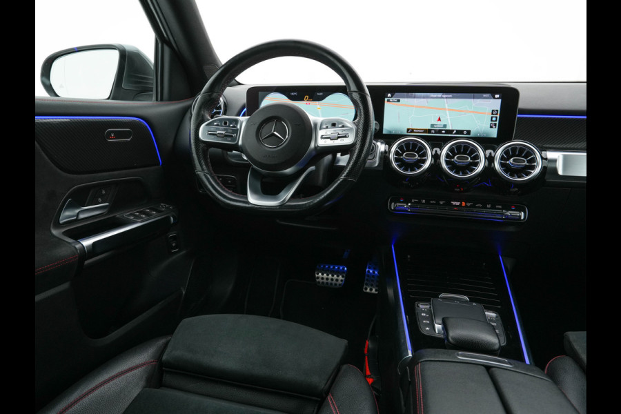 Mercedes-Benz Glb 200 Premium (INCL.BTW) Aut. *LEATHER-MICROFIBRE | FULL-LED | BLIND-SPOT | AMBIENT-LIGHT | WIDE-SCREEN-DIGICOCKPIT | HEATED-SPORTSEATS | CAMERA | KEYLESS | NAVI-FULLMAP | DAB+ | PRIVACY-GLASS | PDC | CRUI