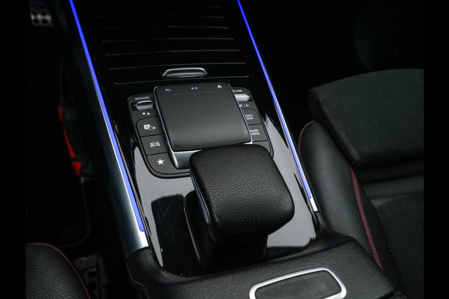 Mercedes-Benz Glb 200 Premium (INCL.BTW) Aut. *LEATHER-MICROFIBRE | FULL-LED | BLIND-SPOT | AMBIENT-LIGHT | WIDE-SCREEN-DIGICOCKPIT | HEATED-SPORTSEATS | CAMERA | KEYLESS | NAVI-FULLMAP | DAB+ | PRIVACY-GLASS | PDC | CRUI