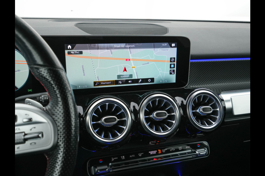 Mercedes-Benz Glb 200 Premium (INCL.BTW) Aut. *LEATHER-MICROFIBRE | FULL-LED | BLIND-SPOT | AMBIENT-LIGHT | WIDE-SCREEN-DIGICOCKPIT | HEATED-SPORTSEATS | CAMERA | KEYLESS | NAVI-FULLMAP | DAB+ | PRIVACY-GLASS | PDC | CRUI