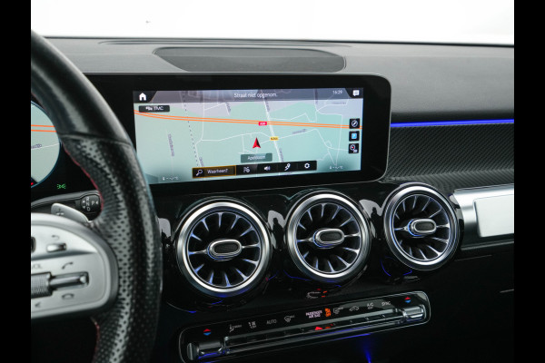 Mercedes-Benz Glb 200 Premium (INCL.BTW) Aut. *LEATHER-MICROFIBRE | FULL-LED | BLIND-SPOT | AMBIENT-LIGHT | WIDE-SCREEN-DIGICOCKPIT | HEATED-SPORTSEATS | CAMERA | KEYLESS | NAVI-FULLMAP | DAB+ | PRIVACY-GLASS | PDC | CRUI