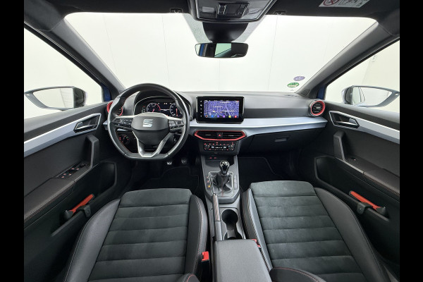 Seat Ibiza 1.0TSI 5Drs FR Adap.Cruise Camera Stoelverwarming Virtual Cockpit Ecc Navi Apple Carplay/Android Auto Business Intense Lmv Led Pdc Isofix DAB Licht-/regensensor Origineel Nederlandse Auto