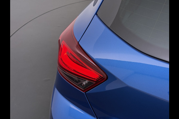 Seat Ibiza 1.0TSI 5Drs FR Adap.Cruise Camera Stoelverwarming Virtual Cockpit Ecc Navi Apple Carplay/Android Auto Business Intense Lmv Led Pdc Isofix DAB Licht-/regensensor Origineel Nederlandse Auto