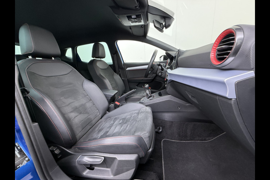 Seat Ibiza 1.0TSI 5Drs FR Adap.Cruise Camera Stoelverwarming Virtual Cockpit Ecc Navi Apple Carplay/Android Auto Business Intense Lmv Led Pdc Isofix DAB Licht-/regensensor Origineel Nederlandse Auto