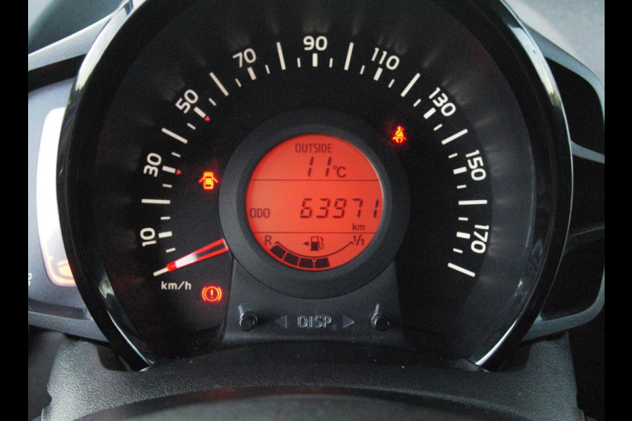 Citroën C1 1.0 VTi Urban Ride | Camera | 5-deurs | Airco | 15 Inch | NL-Auto |