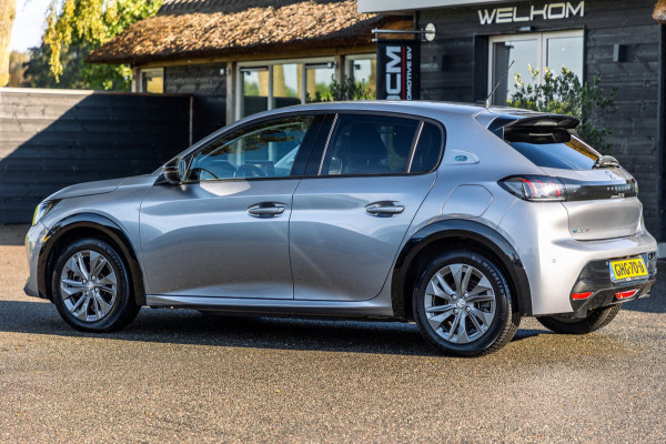Peugeot e-208 EV Allure 50 kWh I carplay I Camera I 100% soh