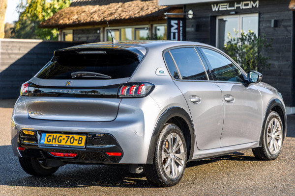 Peugeot e-208 EV Allure 50 kWh I carplay I Camera I 100% soh