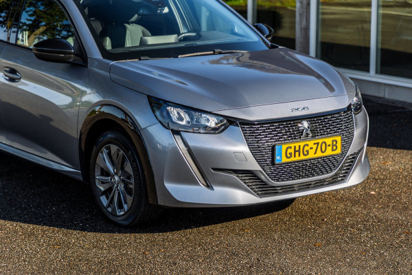 Peugeot e-208 EV Allure 50 kWh I carplay I Camera I 100% soh