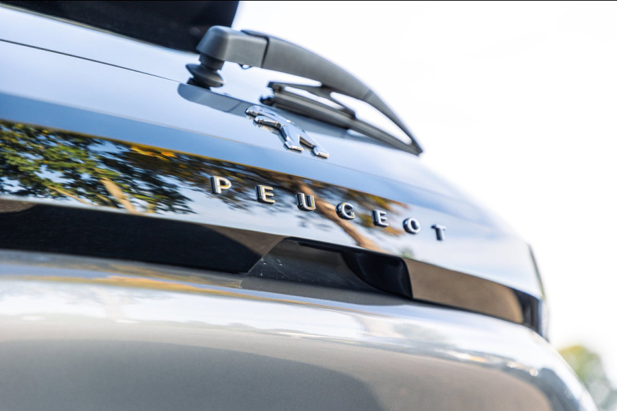 Peugeot e-208 EV Allure 50 kWh I carplay I Camera I 100% soh