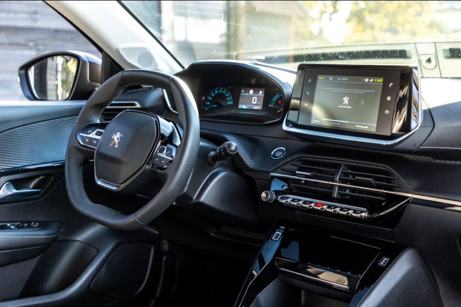 Peugeot e-208 EV Allure 50 kWh I carplay I Camera I 100% soh
