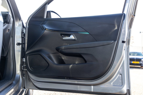 Peugeot e-208 EV Allure 50 kWh I carplay I Camera I 100% soh