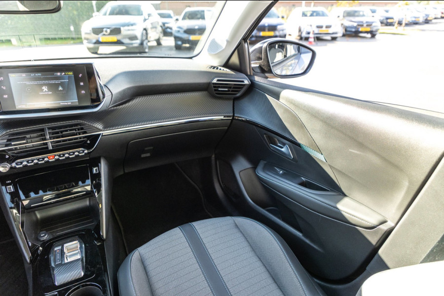 Peugeot e-208 EV Allure 50 kWh I carplay I Camera I 100% soh