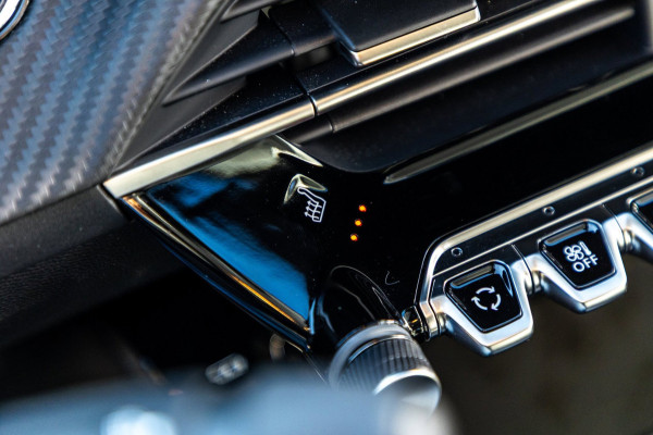 Peugeot e-208 EV Allure 50 kWh I carplay I Camera I 100% soh