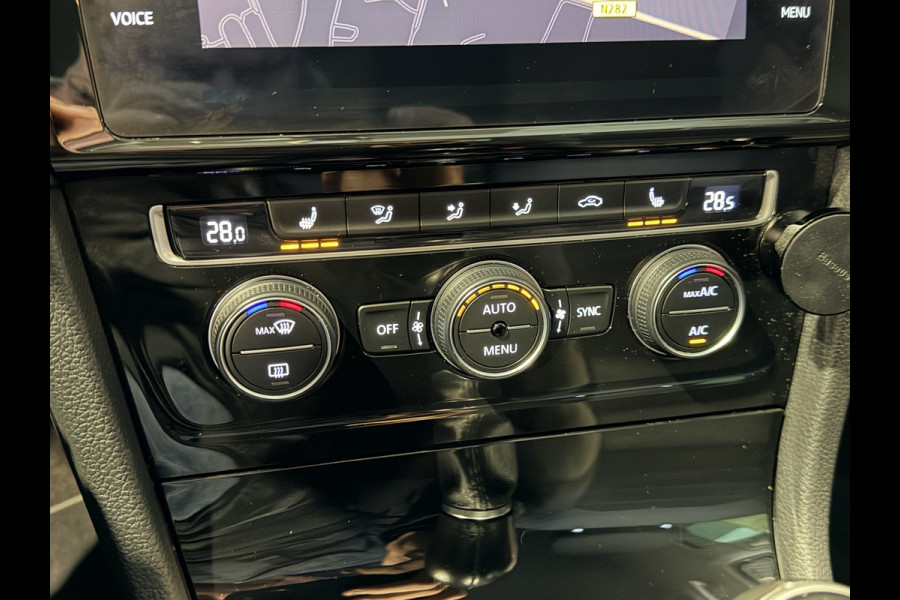 Volkswagen Golf Variant 1.0 TSI Highline Virtual | Navigatie | Stoelverw.+massage | Carplay/Android | Sensoren