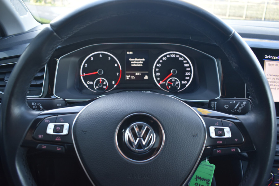 Volkswagen Polo 1.0 TSI Comfortline Navigatie Stoelverwarming Pdc