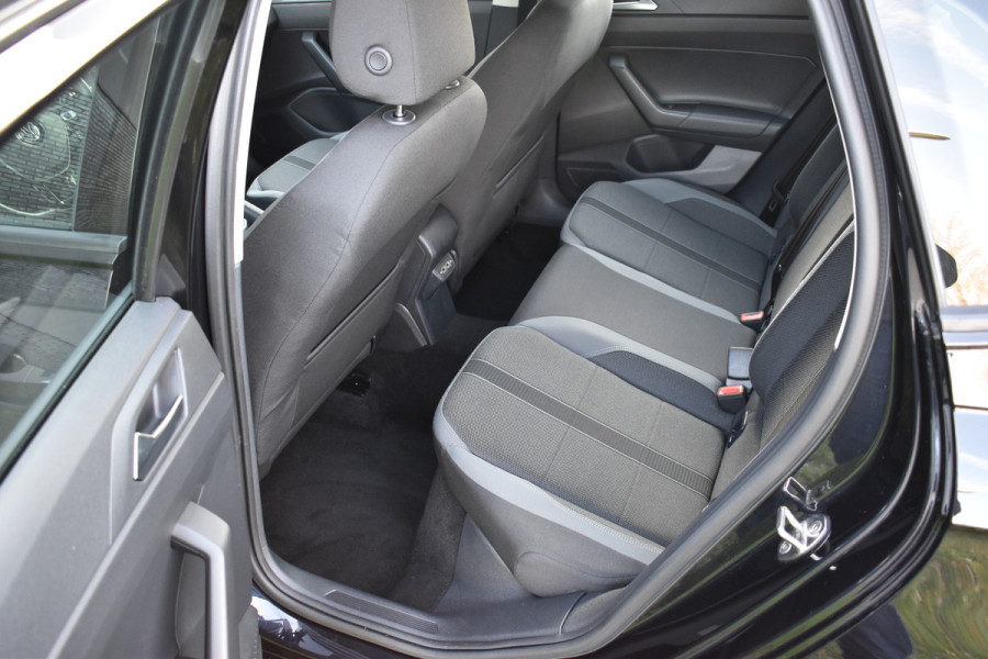 Volkswagen Polo 1.0 TSI Comfortline Navigatie Stoelverwarming Pdc