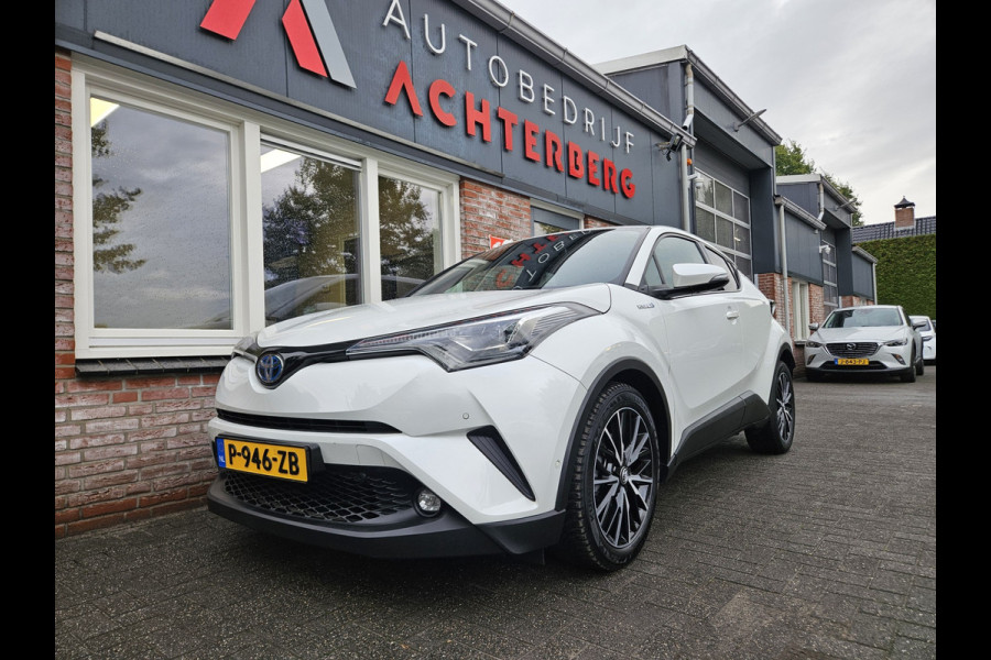 Toyota C-HR 1.8 Hybrid Executive Camera! Navigatie! Airco/Clima! Mooie/Nette Auto!