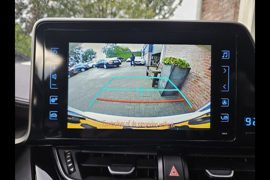 Toyota C-HR 1.8 Hybrid Executive Camera! Navigatie! Airco/Clima! Mooie/Nette Auto!