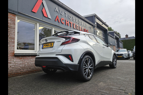 Toyota C-HR 1.8 Hybrid Executive Camera! Navigatie! Airco/Clima! Mooie/Nette Auto!
