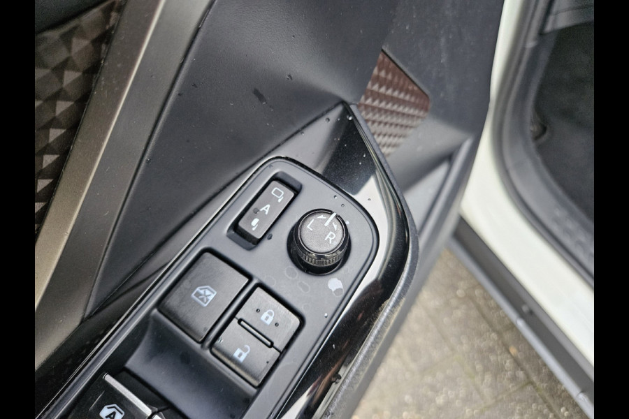 Toyota C-HR 1.8 Hybrid Executive Camera! Navigatie! Airco/Clima! Mooie/Nette Auto!