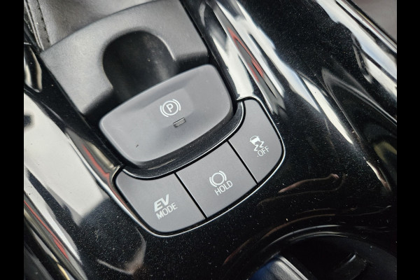 Toyota C-HR 1.8 Hybrid Executive Camera! Navigatie! Airco/Clima! Mooie/Nette Auto!