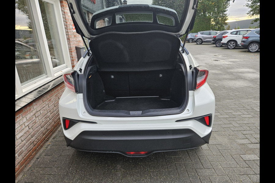 Toyota C-HR 1.8 Hybrid Executive Camera! Navigatie! Airco/Clima! Mooie/Nette Auto!