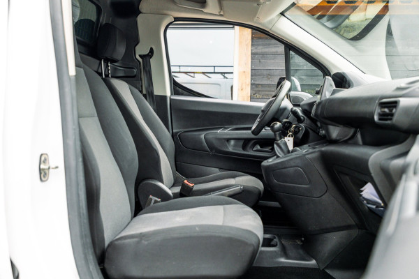 Peugeot Partner 1.5 BlueHDI Pro I Trekhaak I imperial I dealer onderhouden I