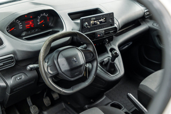 Peugeot Partner 1.5 BlueHDI Pro I Trekhaak I imperial I dealer onderhouden I
