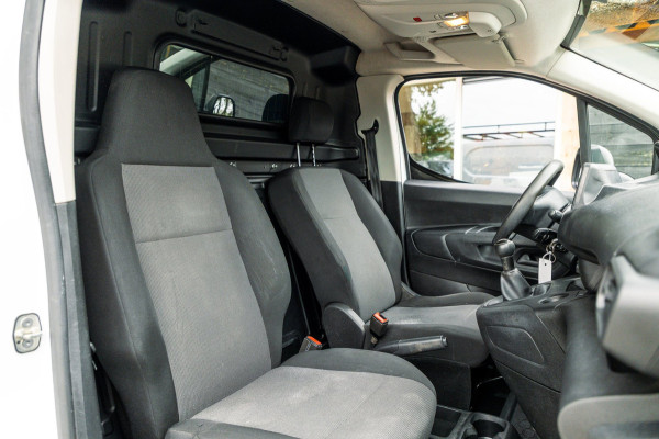 Peugeot Partner 1.5 BlueHDI Pro I Trekhaak I imperial I dealer onderhouden I