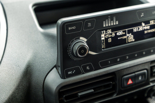 Peugeot Partner 1.5 BlueHDI Pro I Trekhaak I imperial I dealer onderhouden I