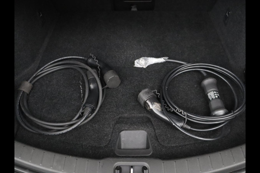 Polestar 2 Long Range Dual Motor 78 kWh h | SOH 92,9% | Panoramadak | Memory | Stuur/stoelverwarming | Harman/Kardon | Carplay | 360 camera | Park assist | Climate control