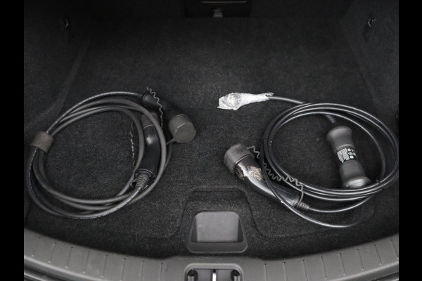 Polestar 2 Long Range Dual Motor 78 kWh h | SOH 92,9% | Panoramadak | Memory | Stuur/stoelverwarming | Harman/Kardon | Carplay | 360 camera | Park assist | Climate control