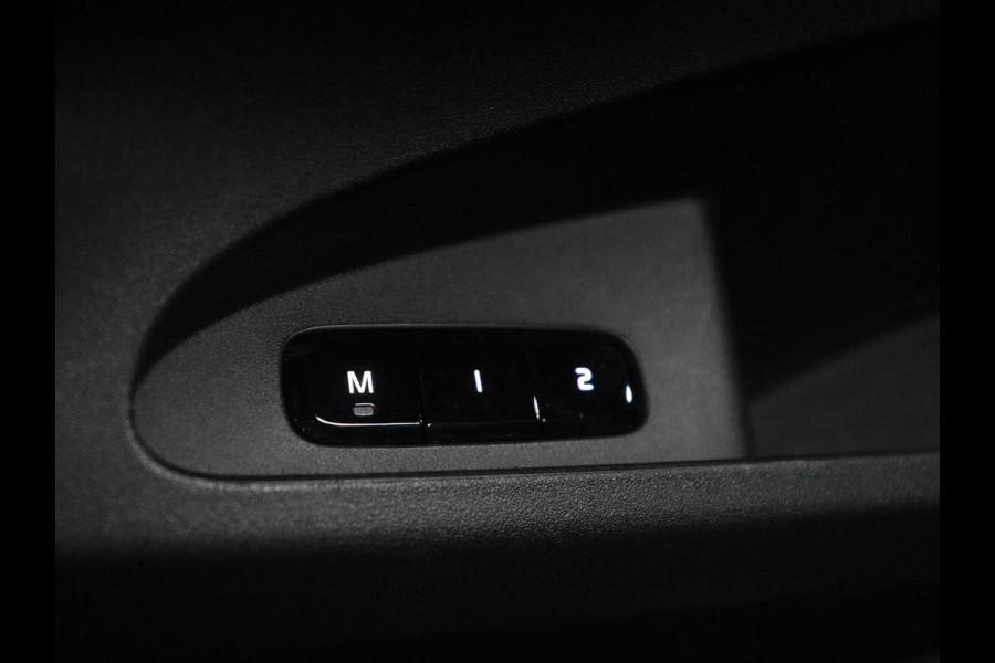 Polestar 2 Long Range Dual Motor 78 kWh h | SOH 92,9% | Panoramadak | Memory | Stuur/stoelverwarming | Harman/Kardon | Carplay | 360 camera | Park assist | Climate control