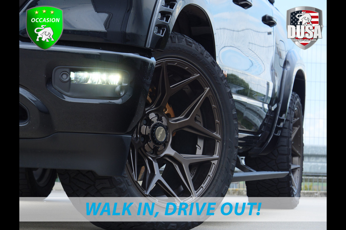 RAM 1500 Limited | 5.7 V8 | 4x4 | Crew Cab | Guerrilla Exhaust | RAMBAR | 22 inch 4play | Accent kleur | Full option Nieuw binnen!