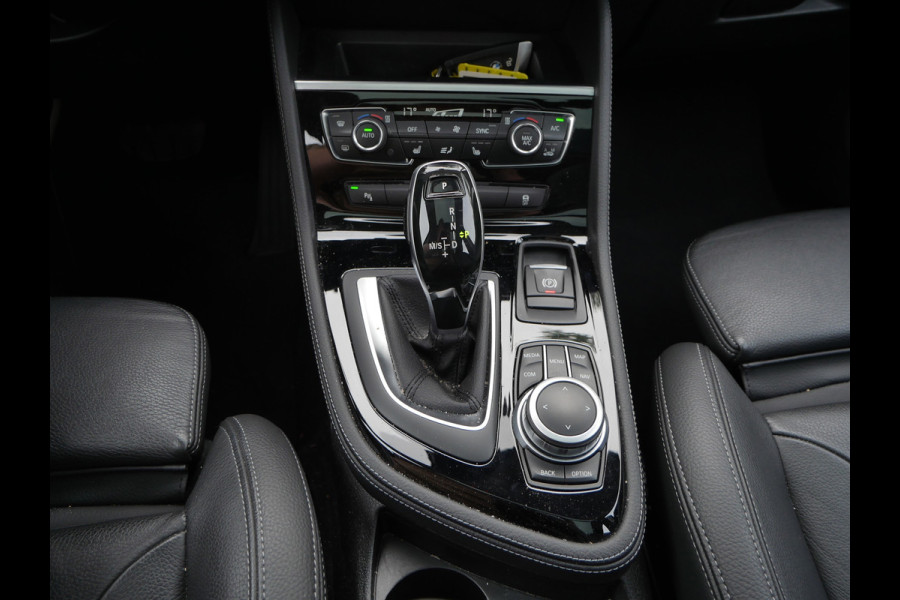 BMW 2 Serie Active Tourer 218ia Automaat High Executive Luxury Edition | Panoramadak | HiFi | Camera |