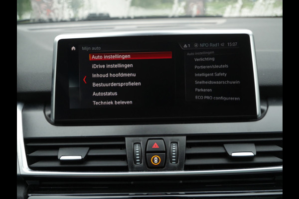 BMW 2 Serie Active Tourer 218ia Automaat High Executive Luxury Edition | Panoramadak | HiFi | Camera |