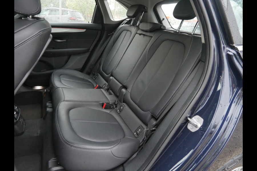 BMW 2 Serie Active Tourer 218ia Automaat High Executive Luxury Edition | Panoramadak | HiFi | Camera |