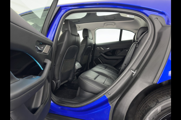 Jaguar I-PACE EV400 Business Edition SE 90 kWh Aut. *PANO | LEATHER | FULL-LED | HEATED-SPORTSEATS | MEMORY-PACK | BLIND-SPOT | MERIDIAN-SOUND | DIGI-COCKPIT | PRIVACY-GLASS | AMBIENT-LIGHT | CAMERA | KEYLESS | 20''ALU*