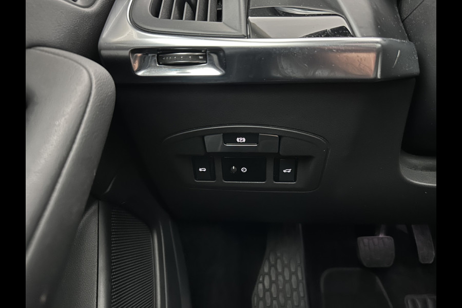 Jaguar I-PACE EV400 Business Edition SE 90 kWh Aut. *PANO | LEATHER | FULL-LED | HEATED-SPORTSEATS | MEMORY-PACK | BLIND-SPOT | MERIDIAN-SOUND | DIGI-COCKPIT | PRIVACY-GLASS | AMBIENT-LIGHT | CAMERA | KEYLESS | 20''ALU*
