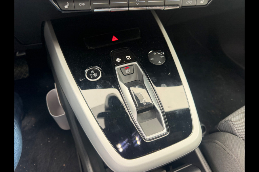 Audi Q4 e-tron 35 S edition 55 kWh S-Line | Stoelverwarming | Adaptive Cruise Control | Keyless | Navigatie | Camera | Parkeersensoren | Climate Control |