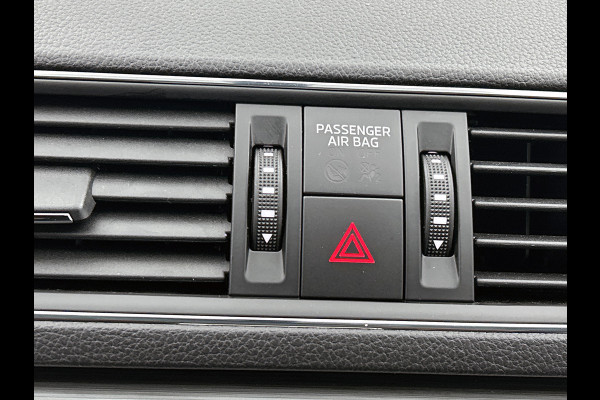 Škoda Superb Combi 1.5 TSI 150PK Automaat Business Edition / Trekhaak / Navigatie / Airco-ecc./ Pdc./ Radio-multimedia / Virtual Cockpit / Apk 05-2028