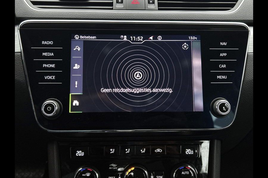 Škoda Superb Combi 1.5 TSI 150PK Automaat Business Edition / Trekhaak / Navigatie / Airco-ecc./ Pdc./ Radio-multimedia / Virtual Cockpit / Apk 05-2028