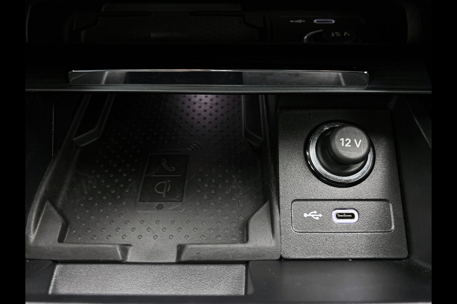 Škoda Superb Combi 1.5 TSI 150PK Automaat Business Edition / Trekhaak / Navigatie / Airco-ecc./ Pdc./ Radio-multimedia / Virtual Cockpit / Apk 05-2028