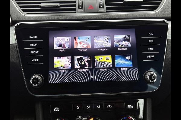 Škoda Superb Combi 1.5 TSI 150PK Automaat Business Edition / Trekhaak / Navigatie / Airco-ecc./ Pdc./ Radio-multimedia / Virtual Cockpit / Apk 05-2028