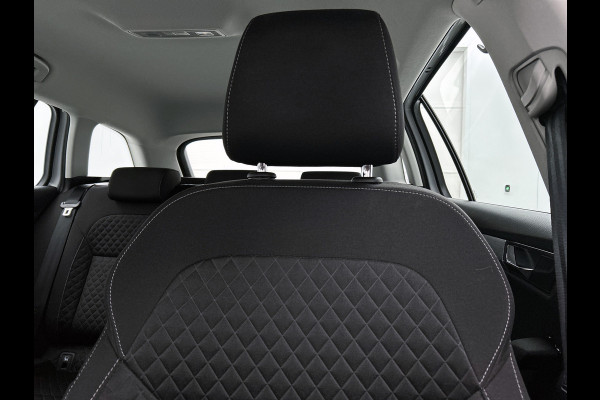 Škoda Superb Combi 1.5 TSI 150PK Automaat Business Edition / Trekhaak / Navigatie / Airco-ecc./ Pdc./ Radio-multimedia / Virtual Cockpit / Apk 05-2028