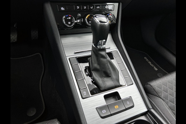 Škoda Superb Combi 1.5 TSI 150PK Automaat Business Edition / Trekhaak / Navigatie / Airco-ecc./ Pdc./ Radio-multimedia / Virtual Cockpit / Apk 05-2028