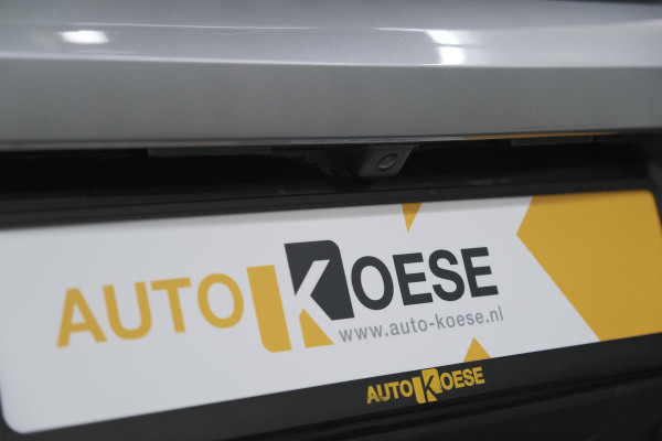 Peugeot 208 PureTech 100 EAT8 Allure | Adaptieve Cruise control |  Camera | Parkeersensoren voor + achter | Navigatie | Apple Carplay